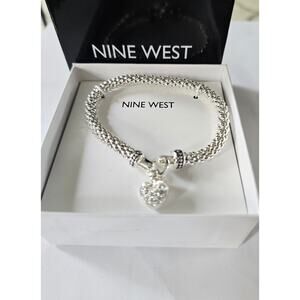 Nine West Silver Heart Stretch Bracelet New